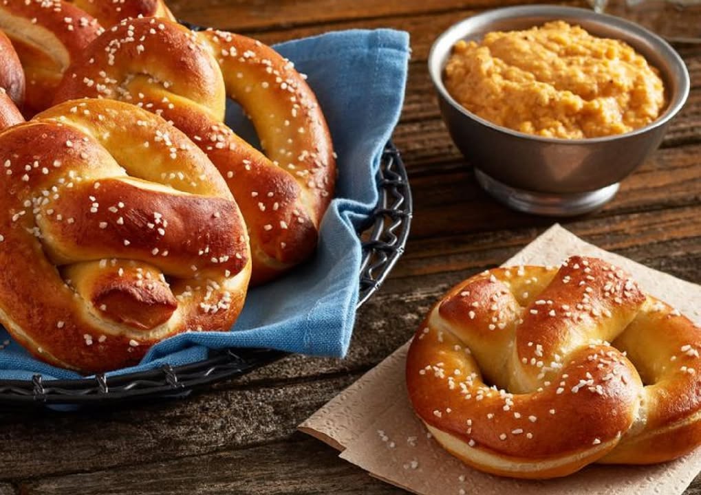 Super Bowl Sunday Special!! Ms. Krista will be baking Bavarian Pretzels served with Bavarian Mustard. Come out and relax with a glass of wine before the game. Open 11-5 so that gives you plenty of time to get to your game night festivities.