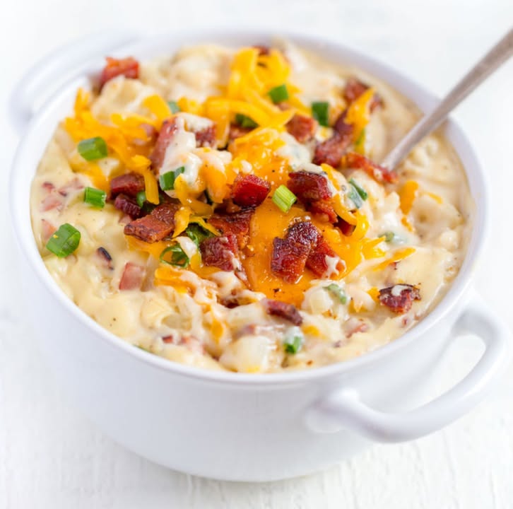 It's Souper Saturday again! Come visit us on January 29 and enjoy a bowl of Loaded Potato Soup with a side of bread for $8.50 from 12-3. Reservations encouraged. Music by Eamon Moylan will be from 2-5. #NMwine #VAwine #drinklocal https://t.co/NU6lhz3Fav