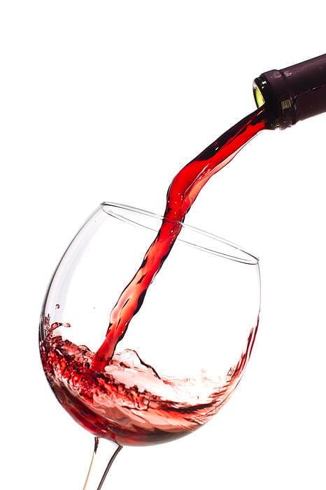Hello wine lovers! We still need a few volunteers to help pour wine at the Elegant Mount Vernon Wine Festival this weekend. The hours are 6-9 Friday, Saturday, and Sunday. You can volunteer for 1 evening or more. If you are interested, please call John the Winemaker @ 703-509-4337. You may also call the Winery@ 540-436-9463.