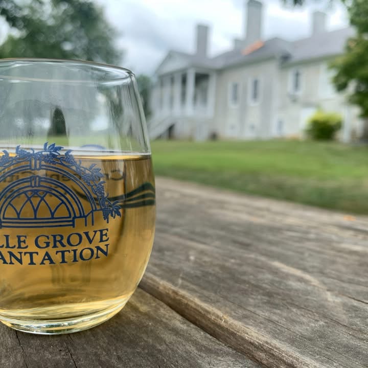 Belle Grove is located in the northern Shenandoah Valley near Middletown, Virginia. It is an authentic 1797 Manor House, built by Major Isaac Hite and his wife Nelly Madison Hite, sister of President James Madison.