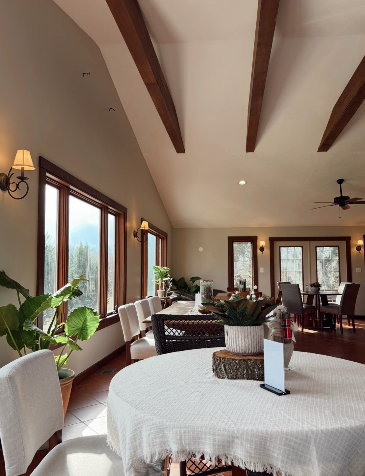 Renovated Great Room table at North Mountain Vineyard